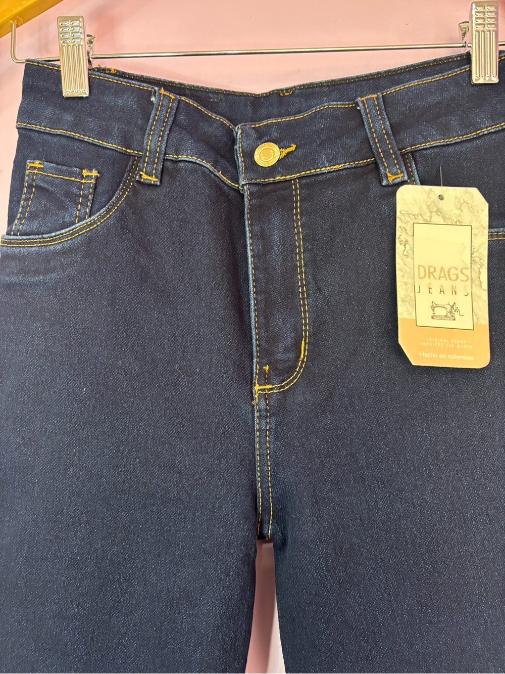 Colombian jeans with effect push up